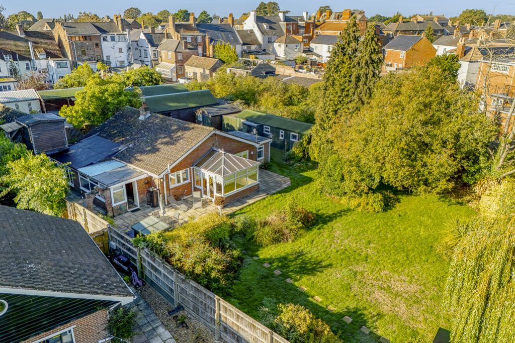 Property photo 1 of 44 33A High Street (Long Sutton)-4