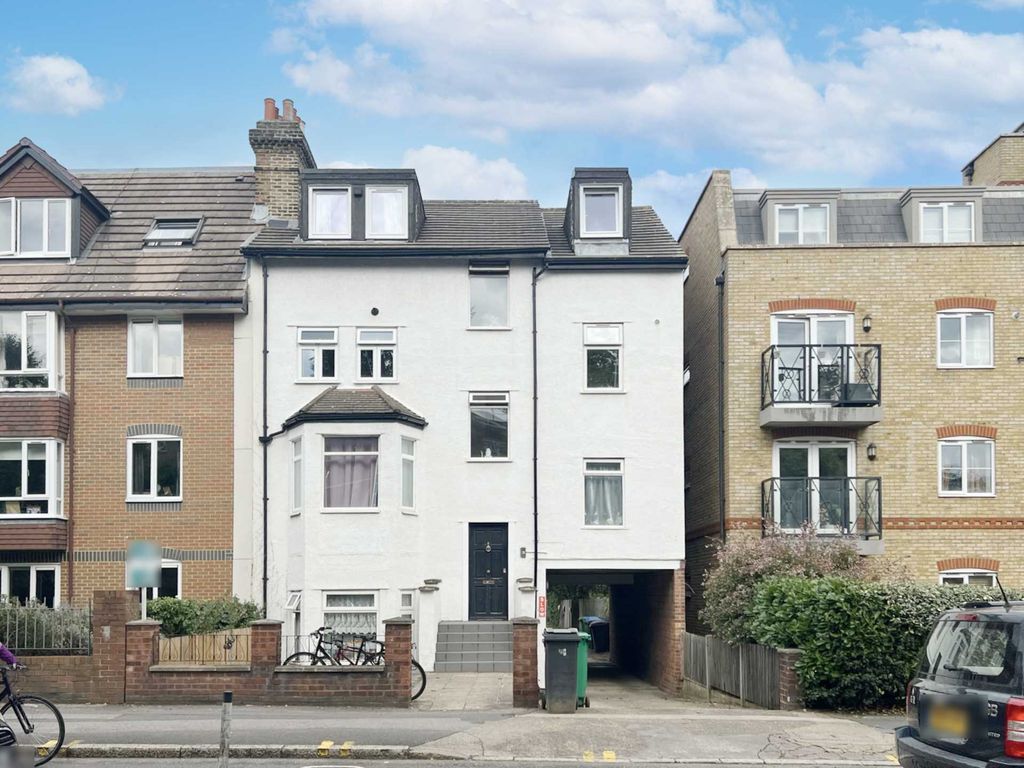 Property photo 1 of 1