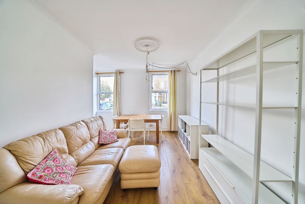 Property photo 2 of 12 Photo