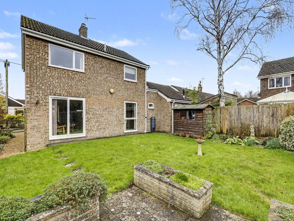 Property photo 1 of 20 Garden (2)