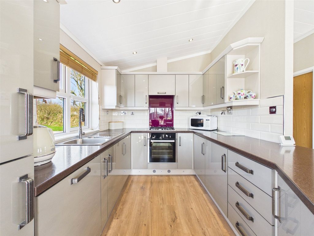 Property photo 3 of 12 Picture No. 03