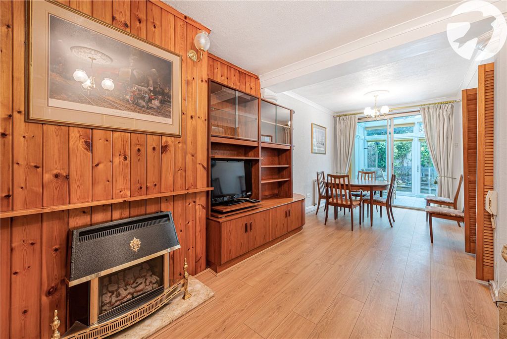 Property photo 3 of 35 Robinson Jackson