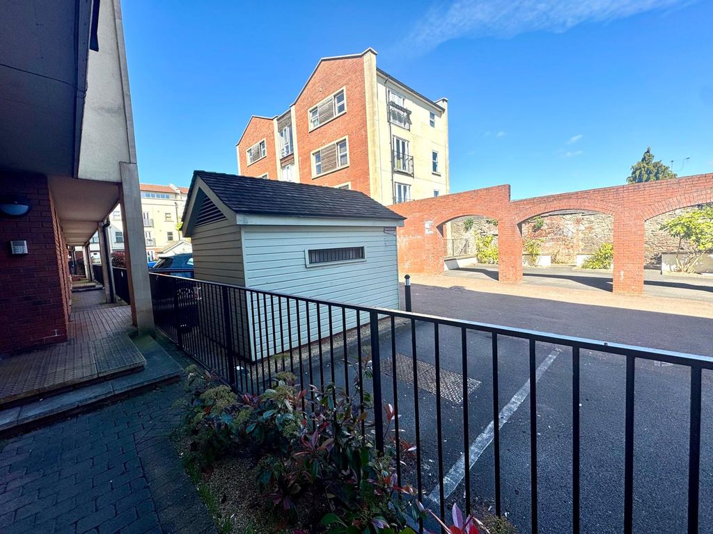 Property photo 3 of 17 Bike Shed / Storage
