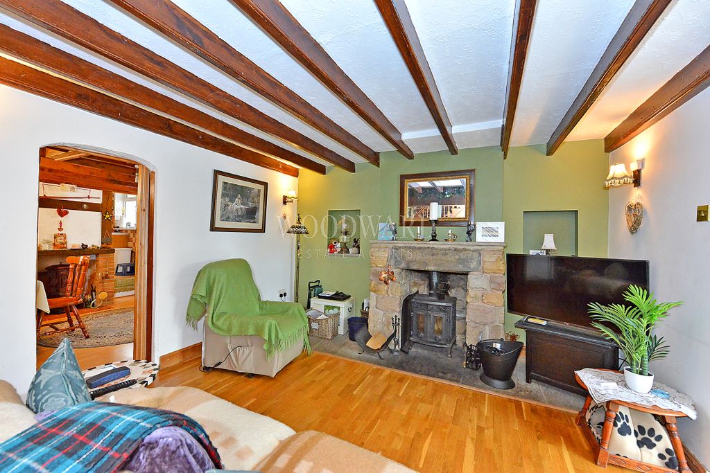 Property photo 2 of 20 Living Room