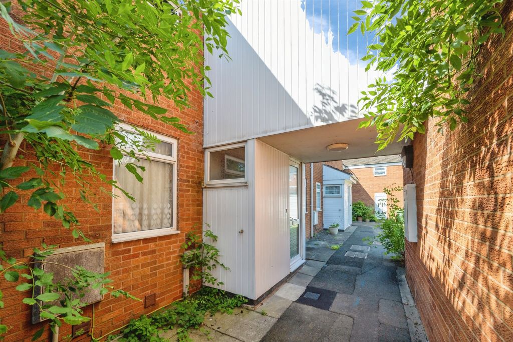 Property photo 1 of 20