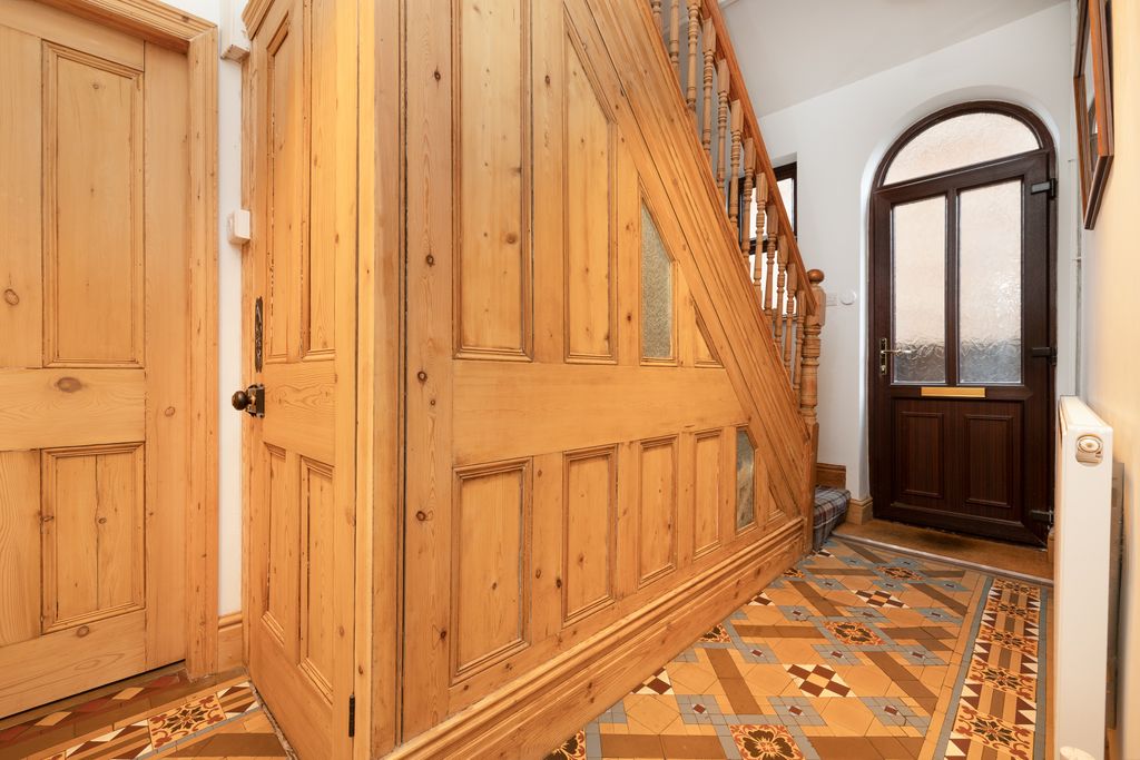 Property photo 3 of 35 Ng10 2Bw 34Ca-003