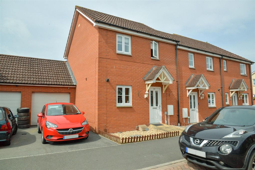 Property photo 1 of 12 External 1.Jpg