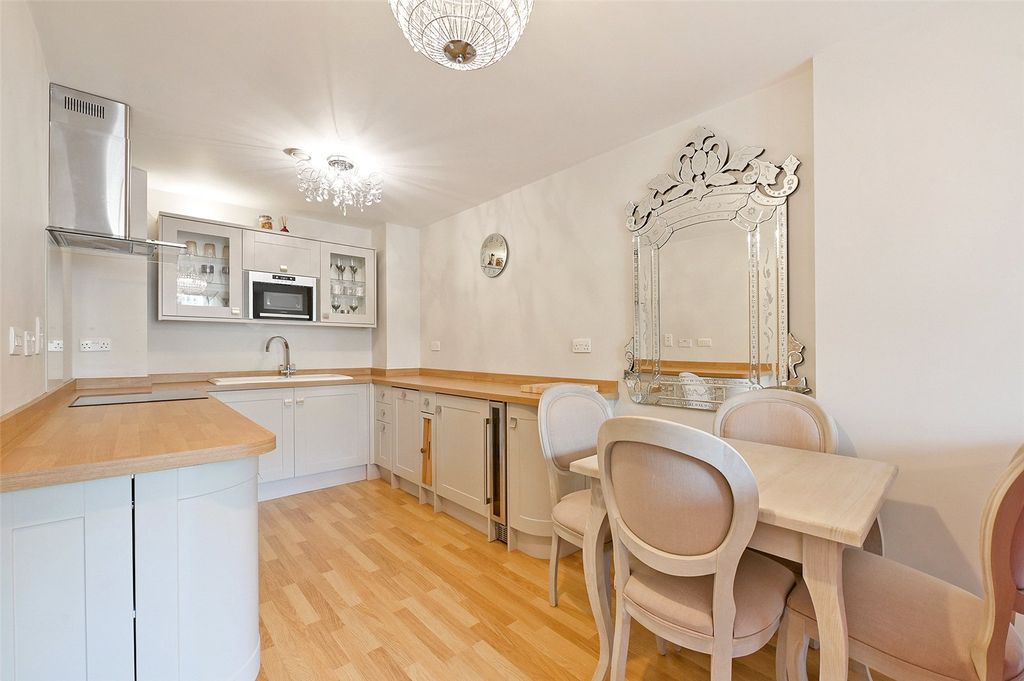 Property photo 2 of 6 Picture No. 04