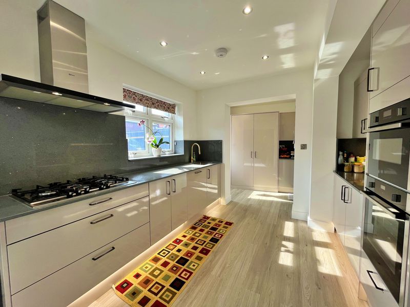 Property photo 3 of 17 Photo 3