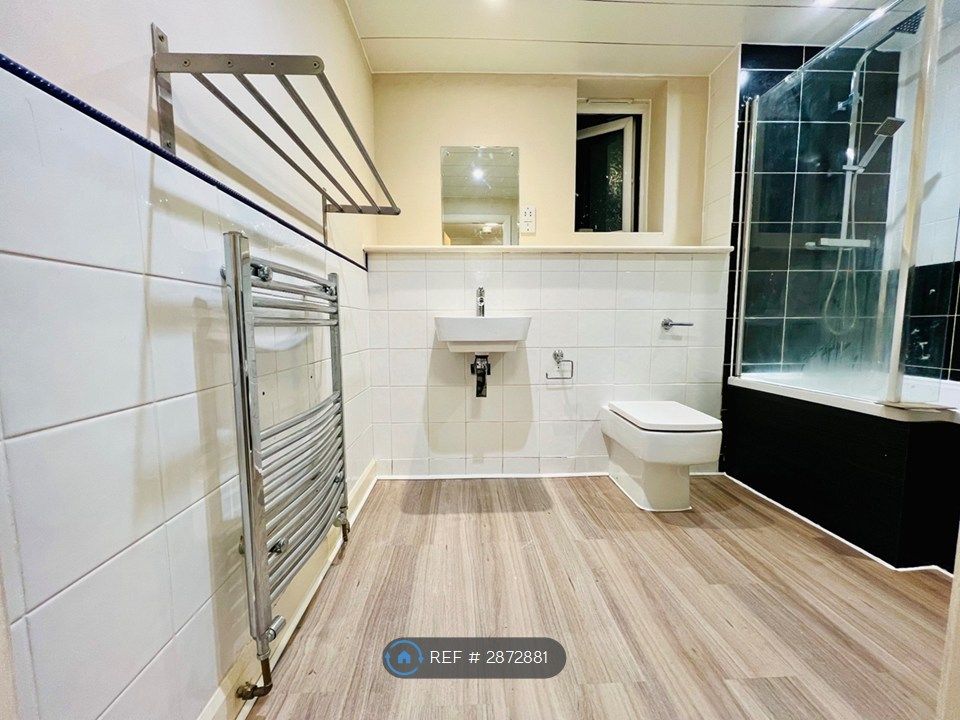 Property photo 2 of 30