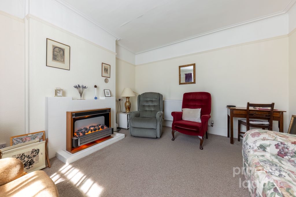 Property photo 3 of 22 Pl-24