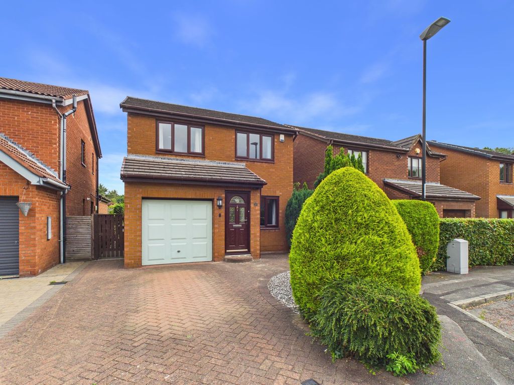 Property photo 1 of 15 External