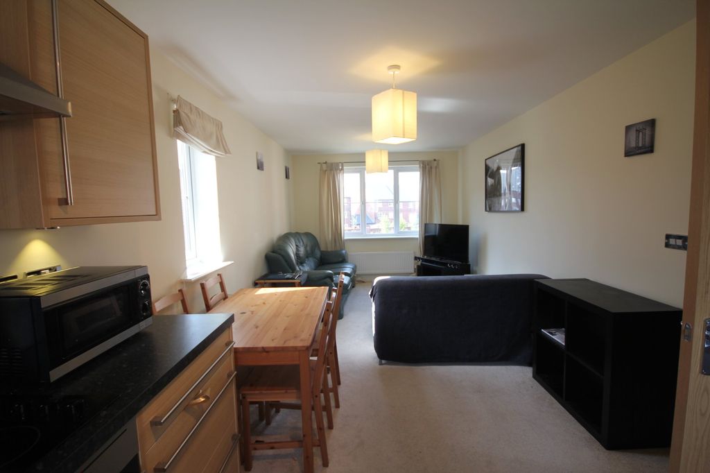 Property photo 2 of 7
