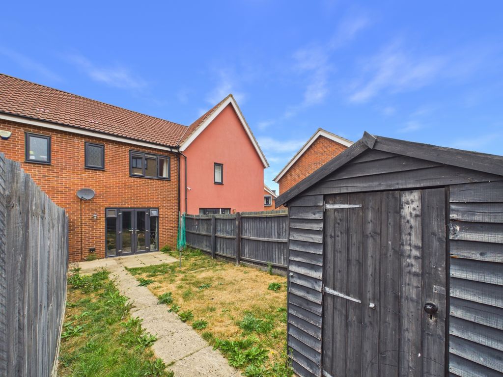 Property photo 3 of 16 Rear Garden