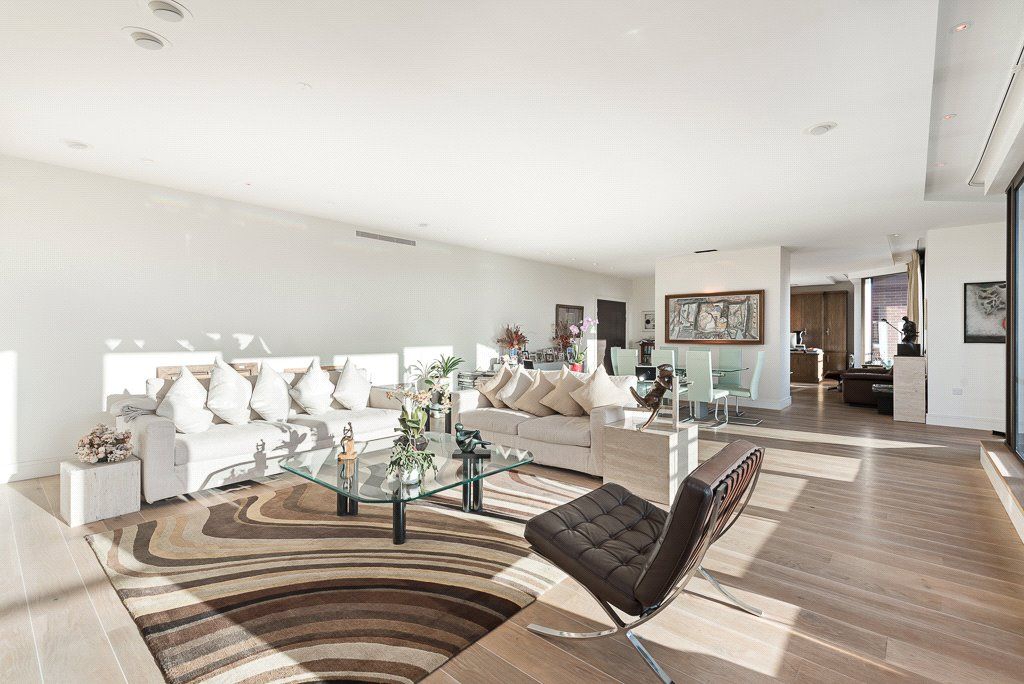 Property photo 1 of 10 Picture No. 02