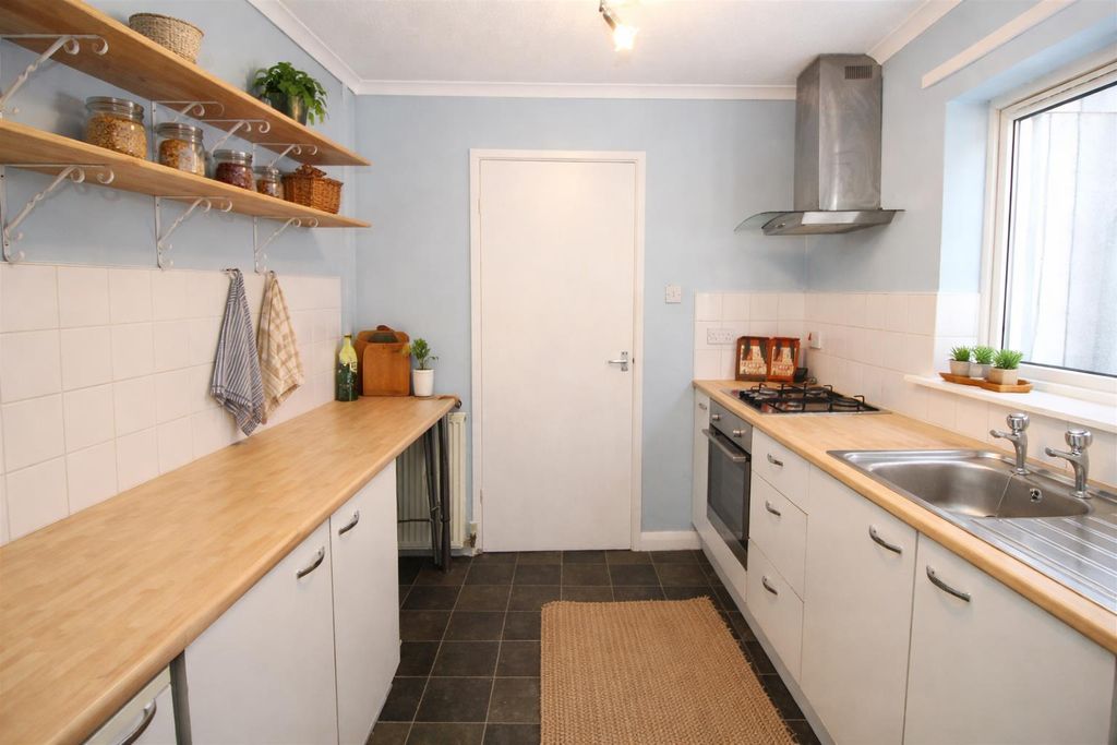 Property photo 3 of 15 Orbit Street 3.Png