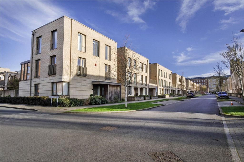 Property photo 1 of 18 Picture No. 03