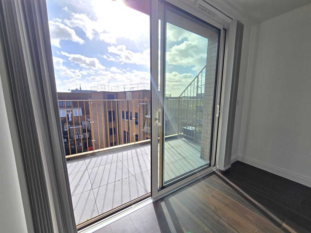 Property photo 3 of 7