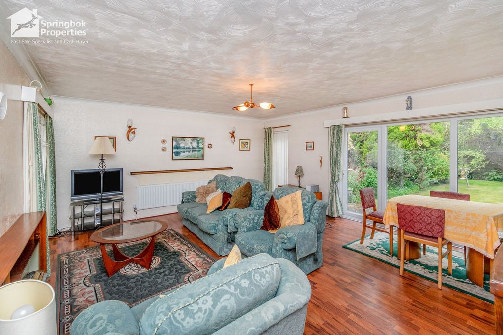 Property photo 2 of 17 Image 1
