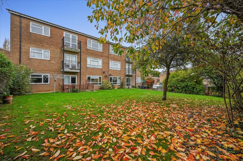 Property photo 1 of 11