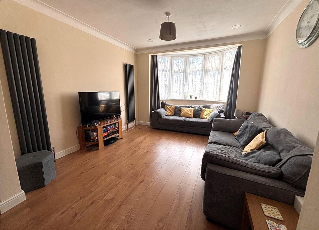 Property photo 3 of 12 Picture No. 13