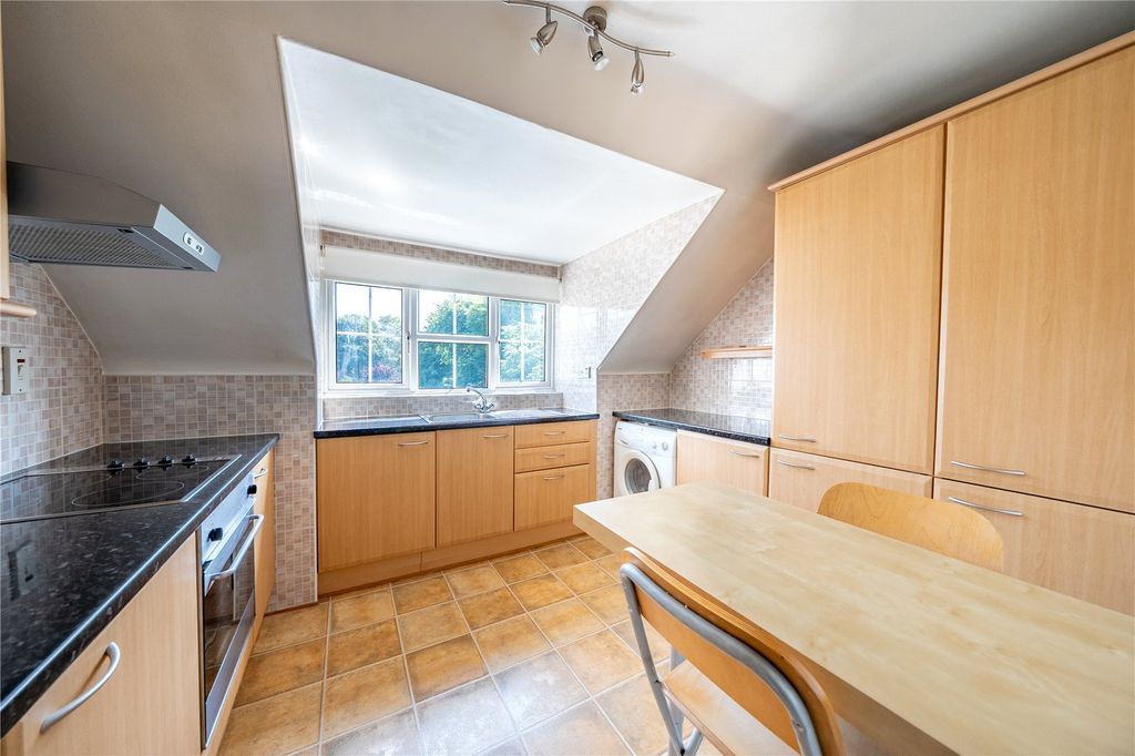 Property photo 2 of 12 Picture No. 02