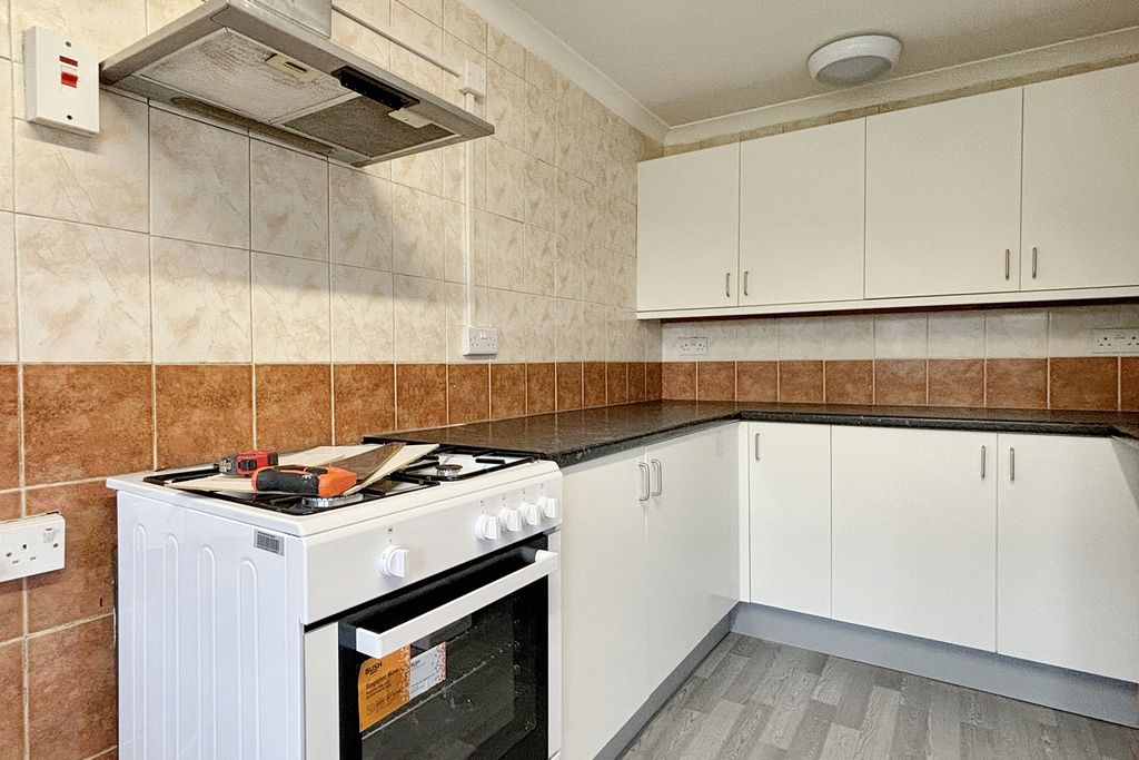 Property photo 3 of 19 Img_9142