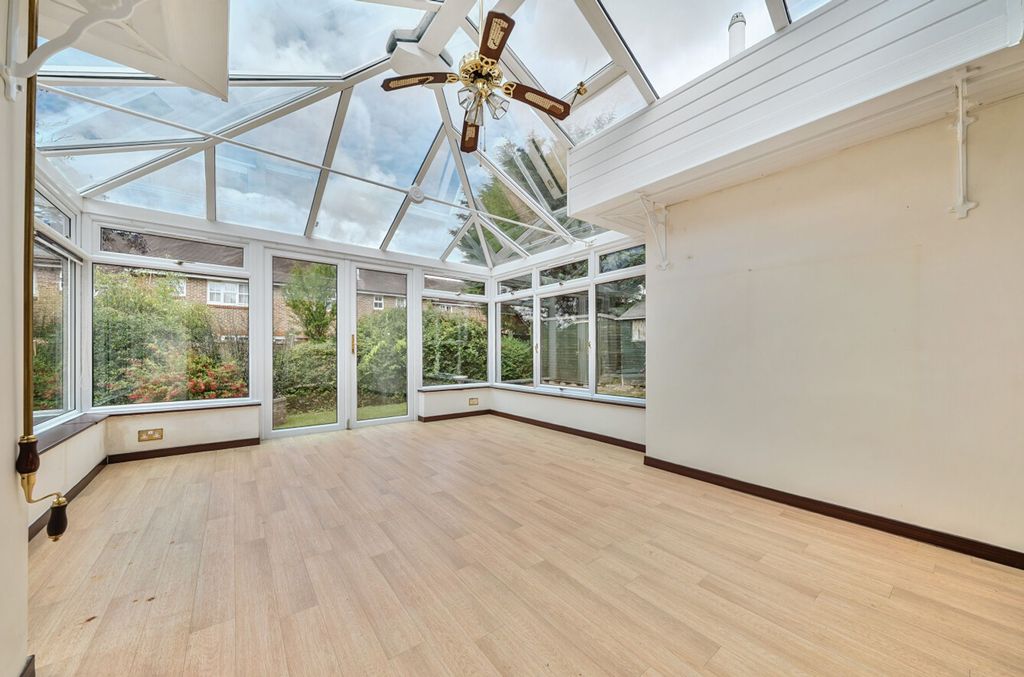 Property photo 3 of 15