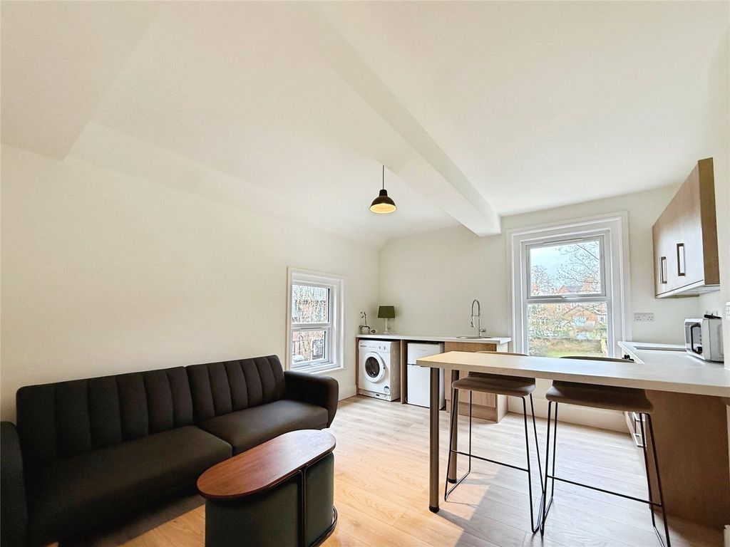 Property photo 2 of 8 Picture No. 06