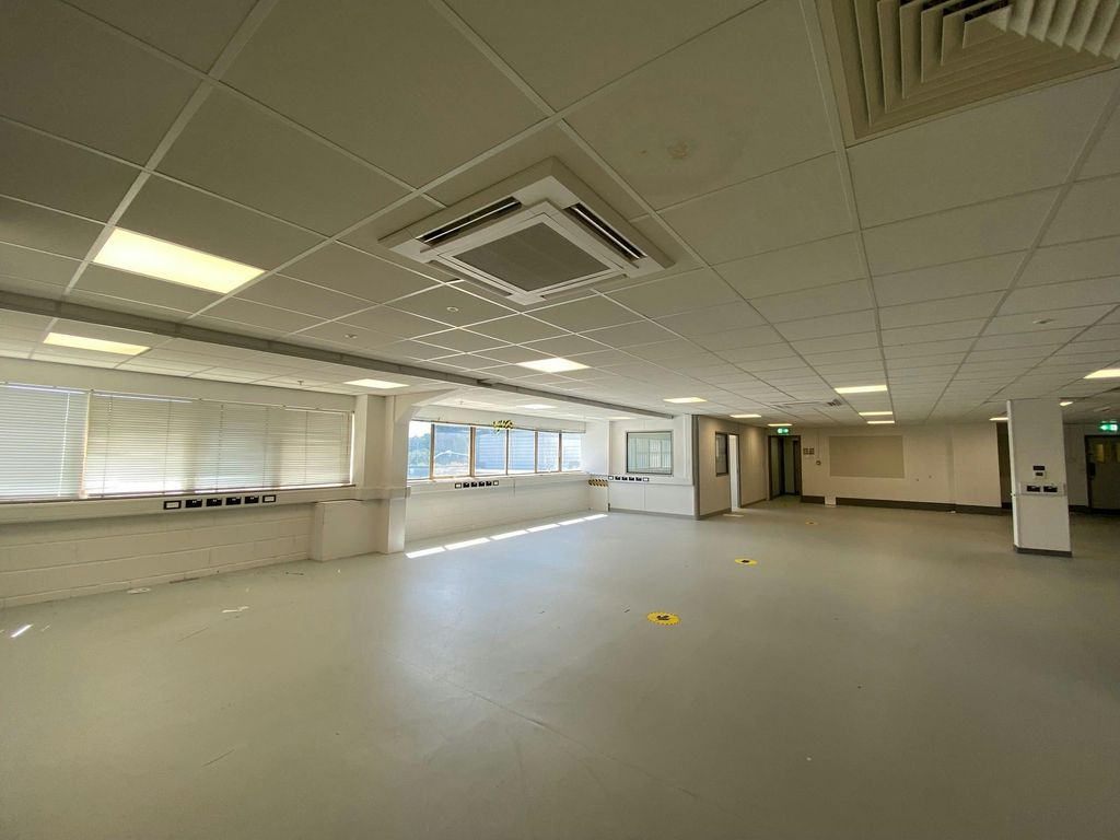 Property photo 3 of 16 15.Jpg