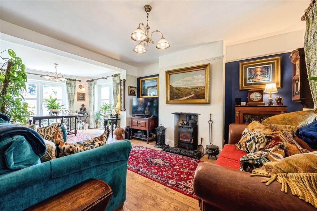 Property photo 2 of 31 Picture No. 75