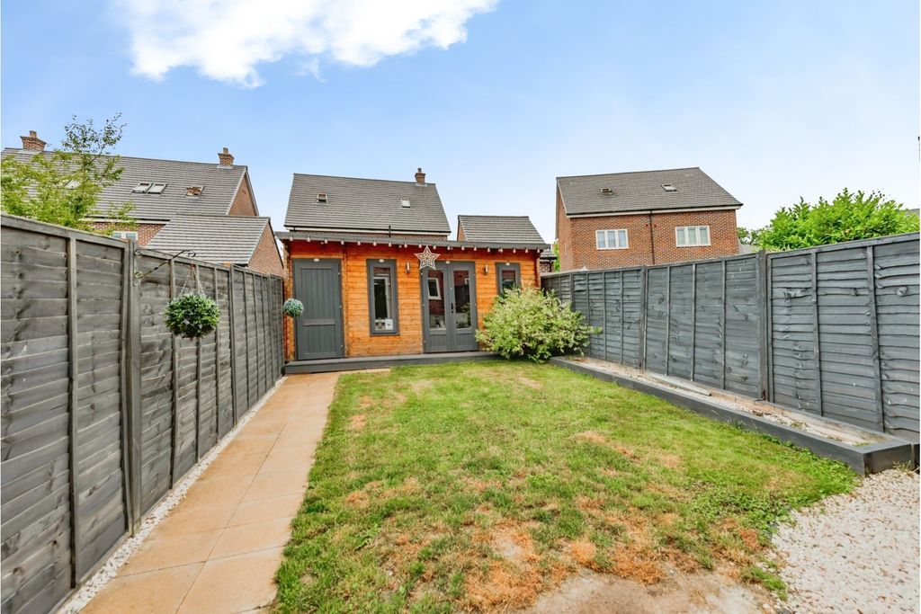 Property photo 2 of 19