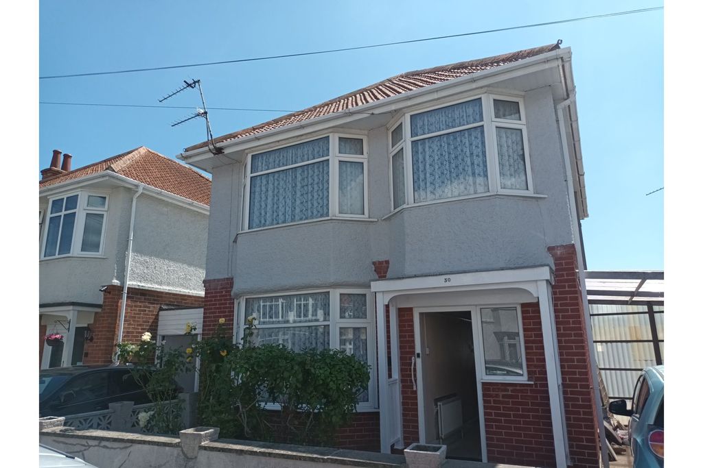 Property photo 2 of 29 Front View