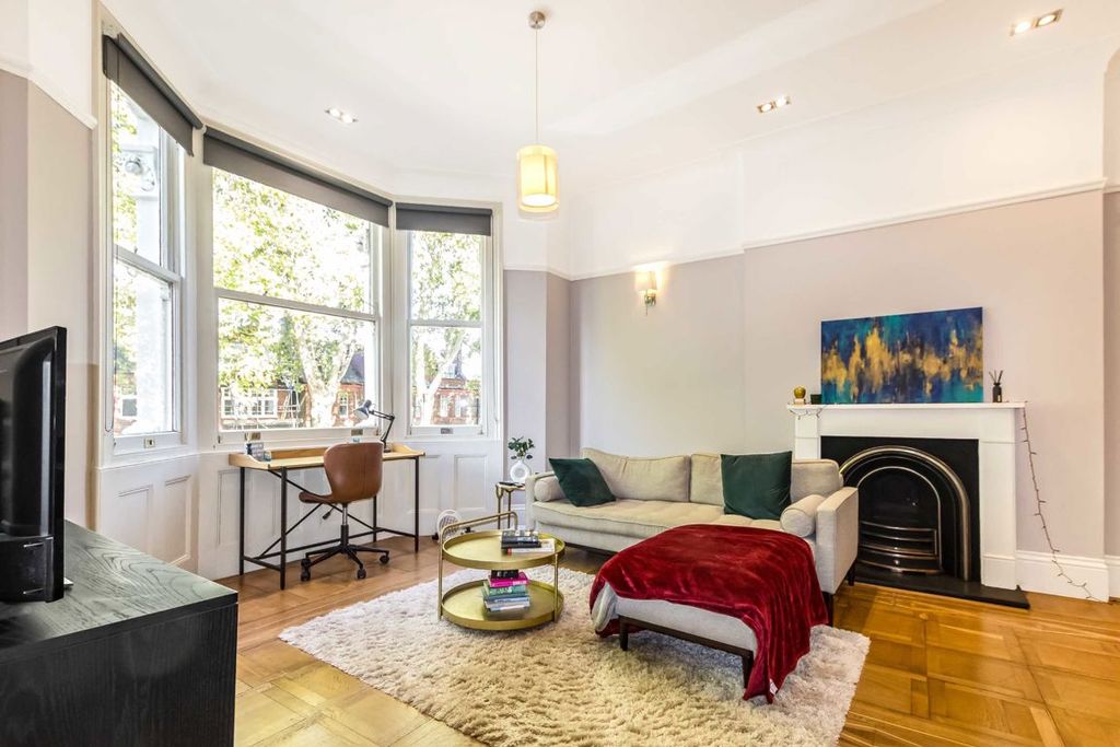 Property photo 2 of 5