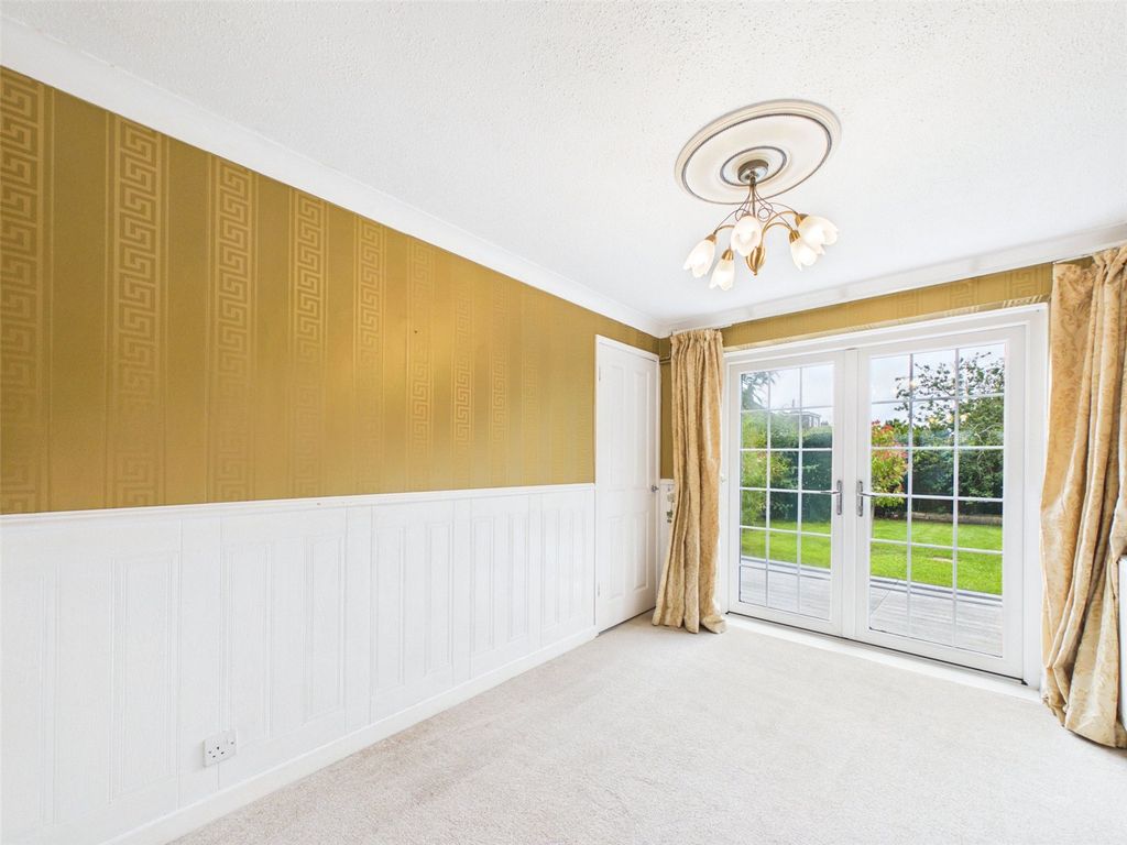 Property photo 3 of 15 Picture No. 14