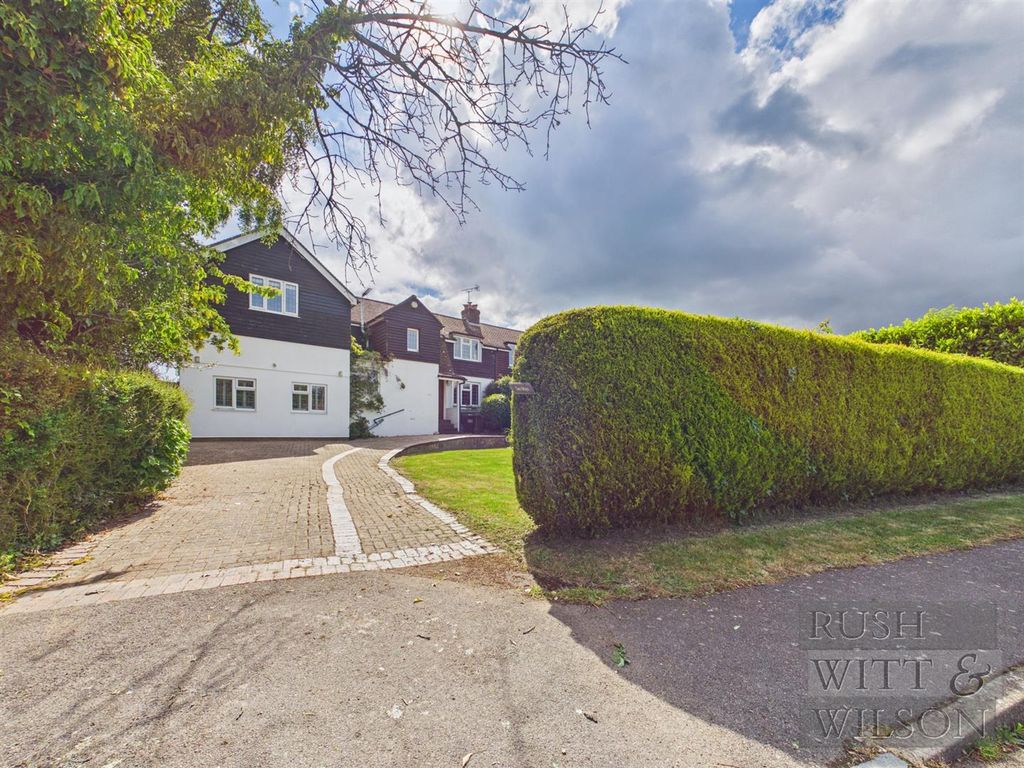 Property photo 1 of 35