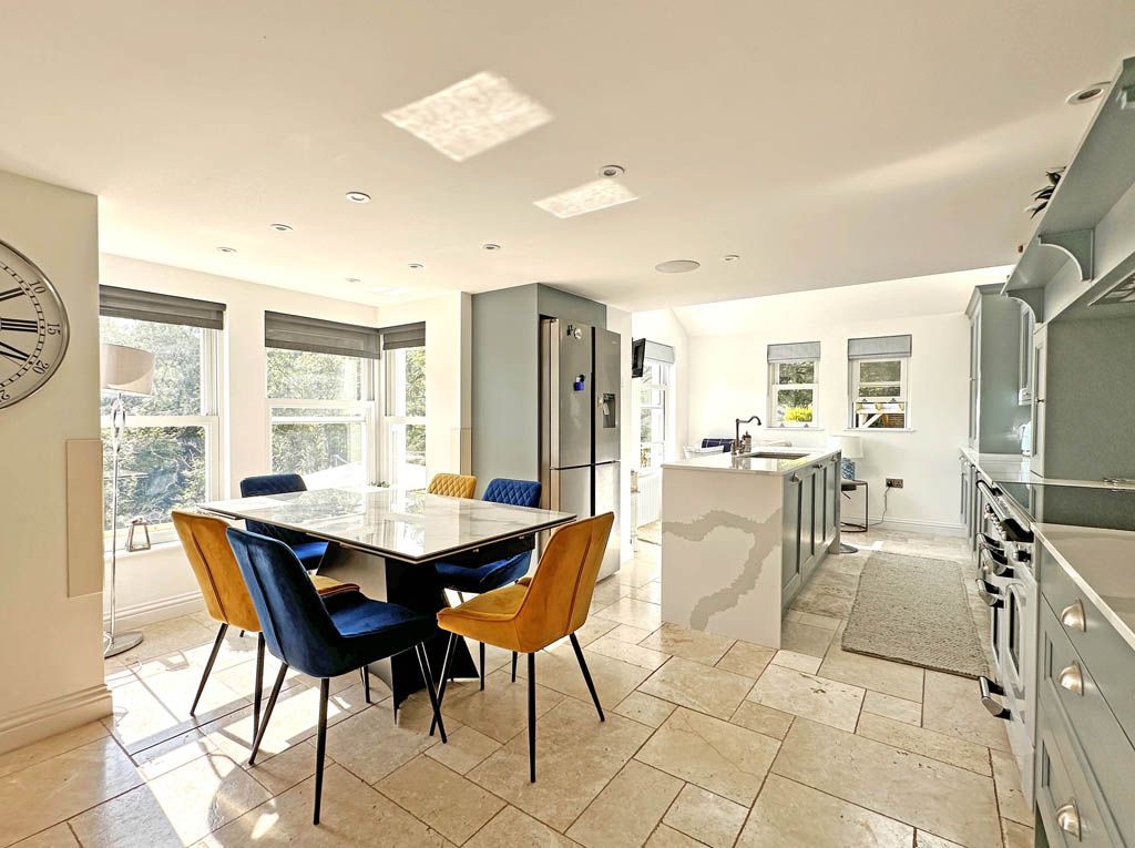 Property photo 3 of 24 Photo 3