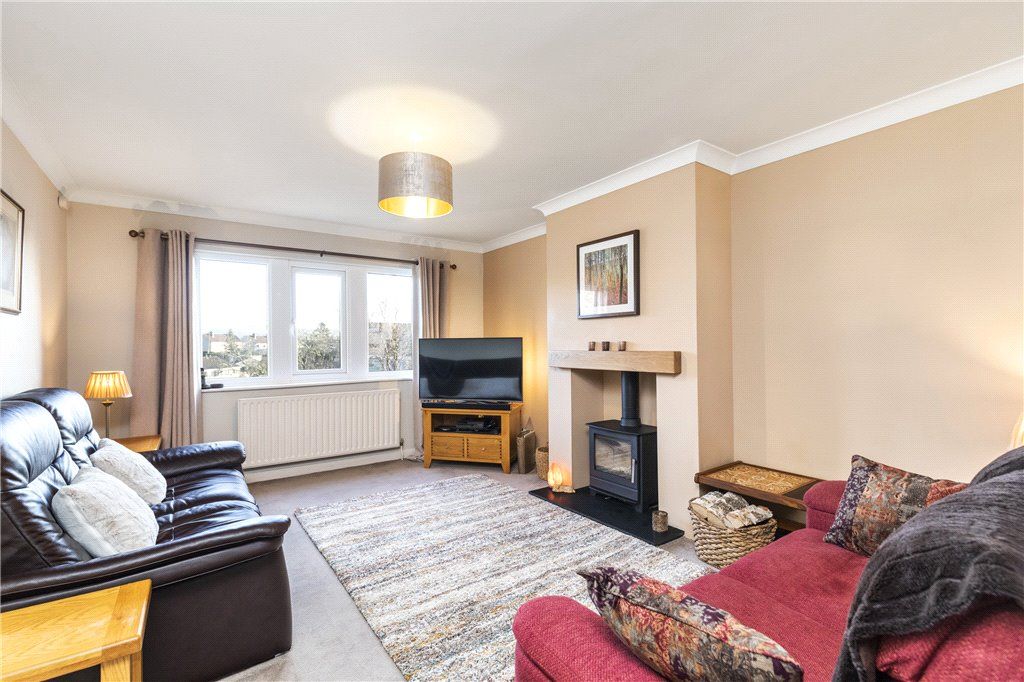 Property photo 2 of 17 Sitting Room