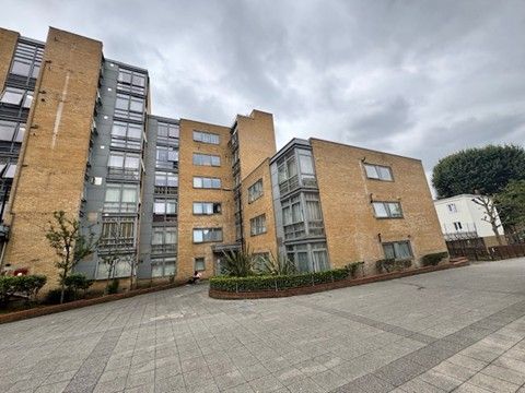 Property photo 1 of 1