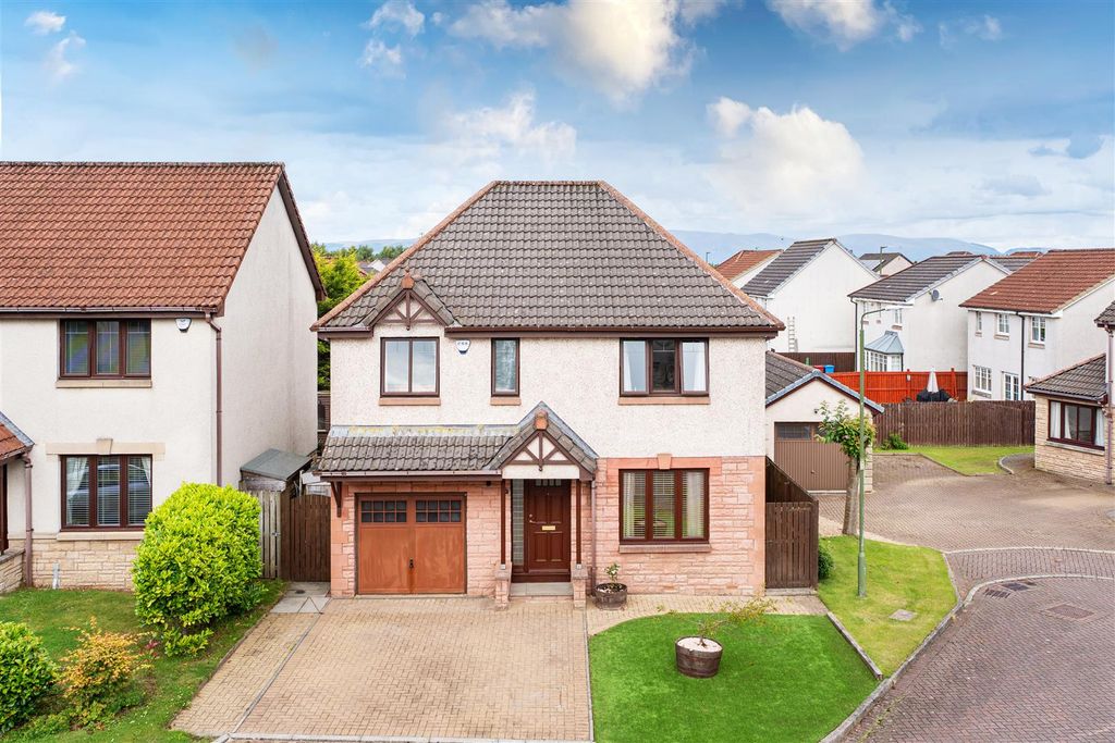 Property photo 1 of 38 Rowantree-39.Jpg