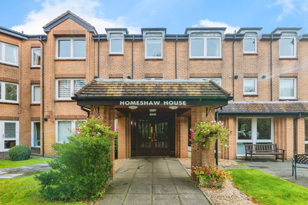 Property photo 1 of 7 Front