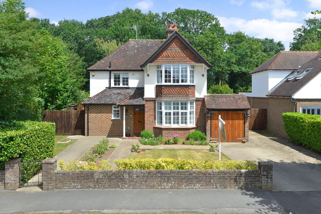 Property photo 1 of 17 Front