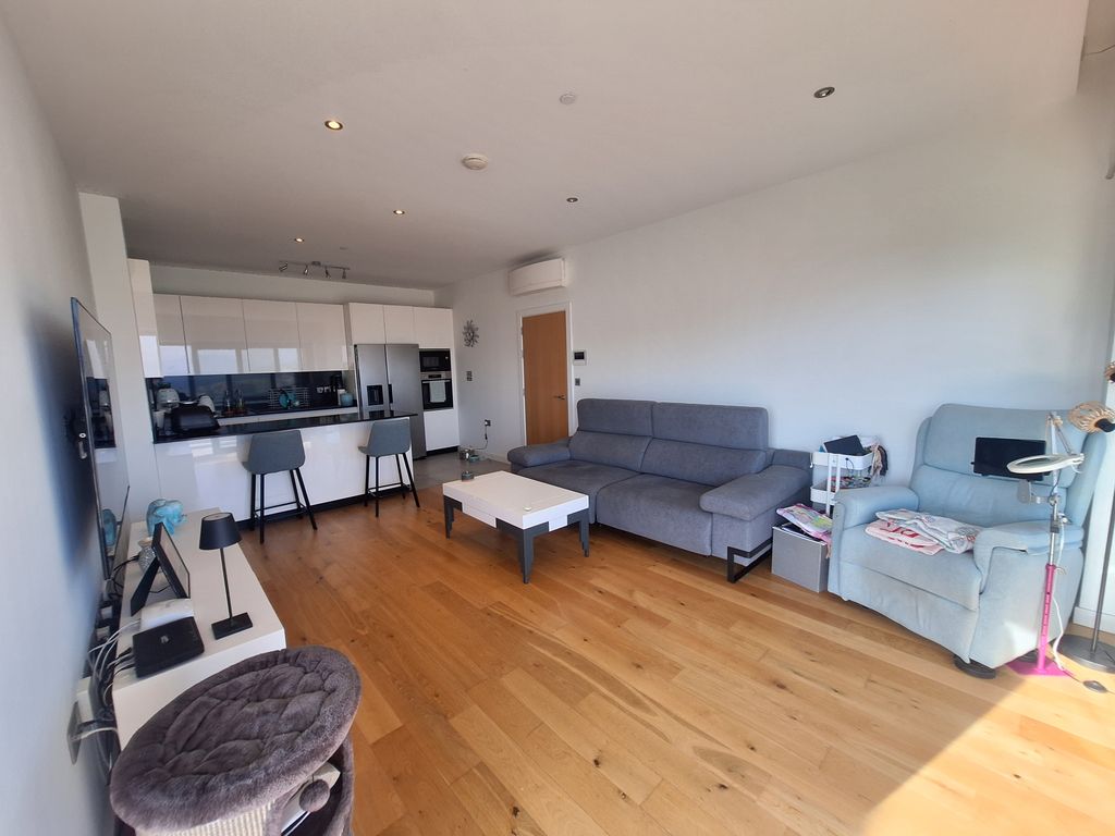 Property photo 2 of 29