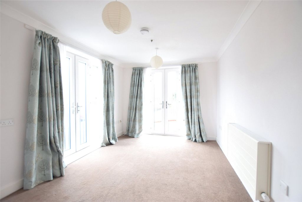 Property photo 3 of 14 Picture No. 34