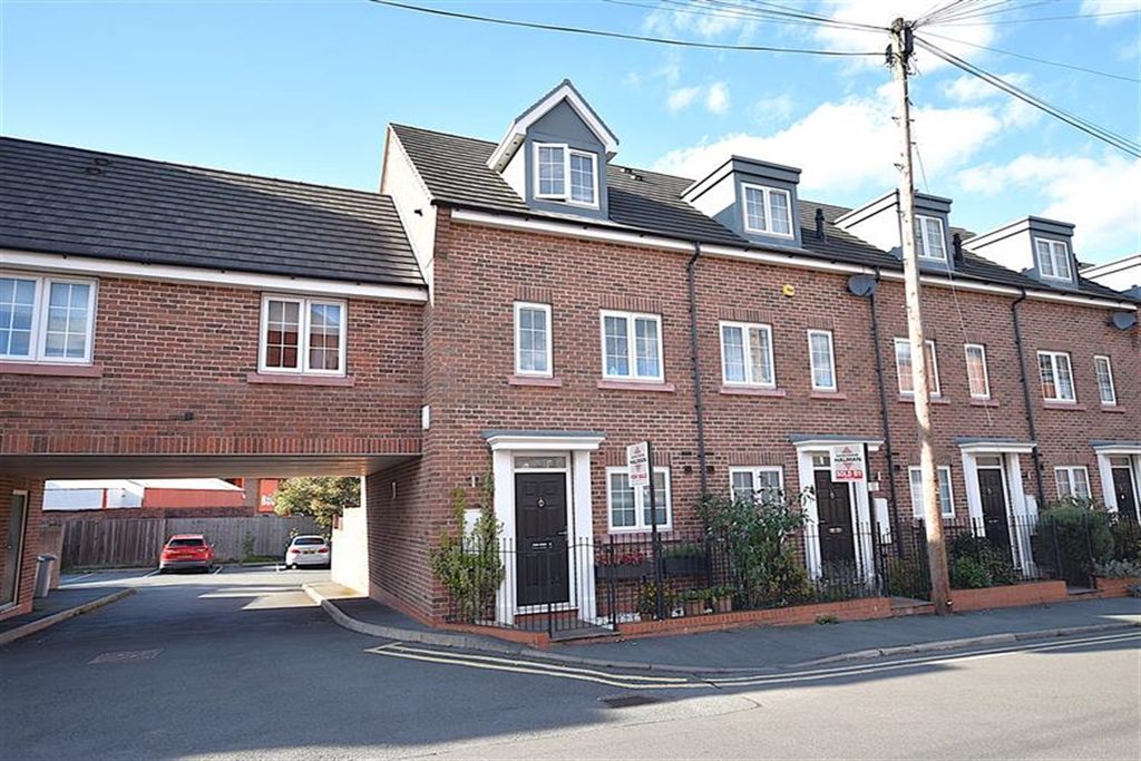 Property photo 1 of 13 (Main)