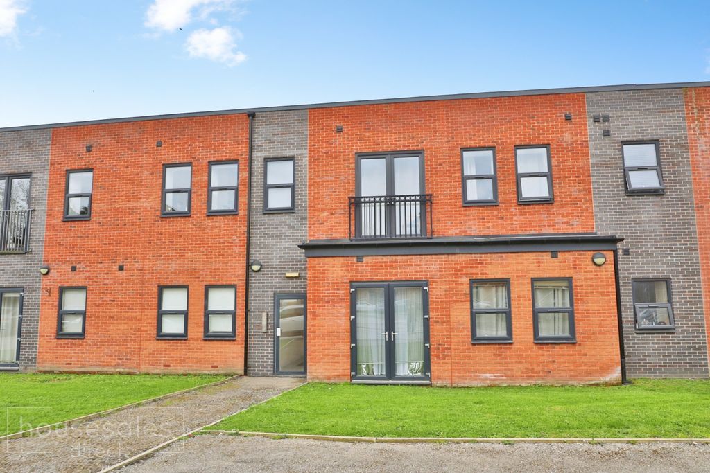 Property photo 1 of 10