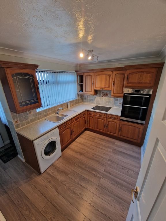 Property photo 3 of 10 20251128_094411