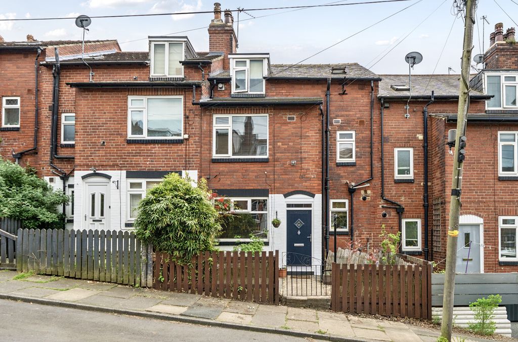 Property photo 1 of 13 1457411-1-69Fb4Eb...