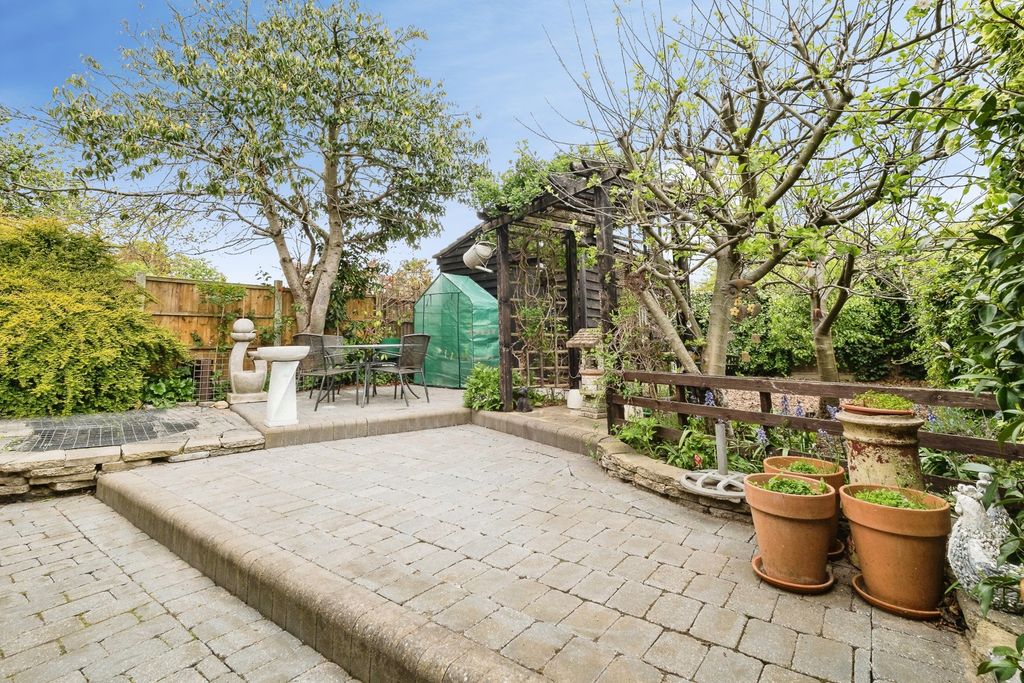 Property photo 3 of 41 Pbox-Img.Jpg