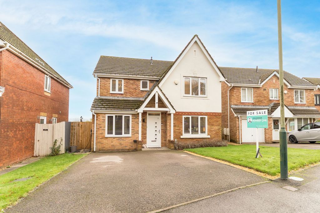 Property photo 1 of 33